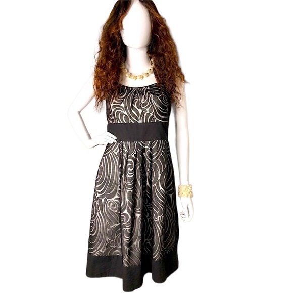 White House / black market Dress - Picture 6 of 7